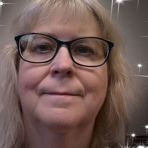 Meet your Posher, Debra